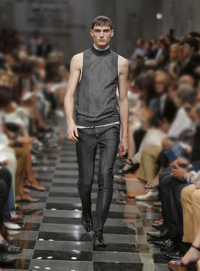 Look 12